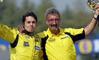 Джанкарло Физикелла и Эдди Джордан - победители Гран При Бразилии 2003